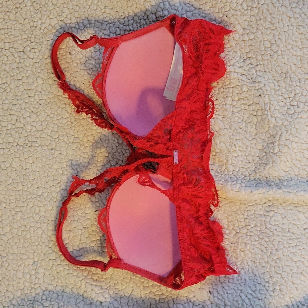 Victoria's Secret PINK Date Racerback Red Bra Size 34B - Picture 7 of 9
